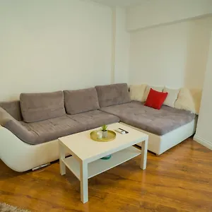 Apartament Cozy & Spacious 2br With Netflix, Bucureşti