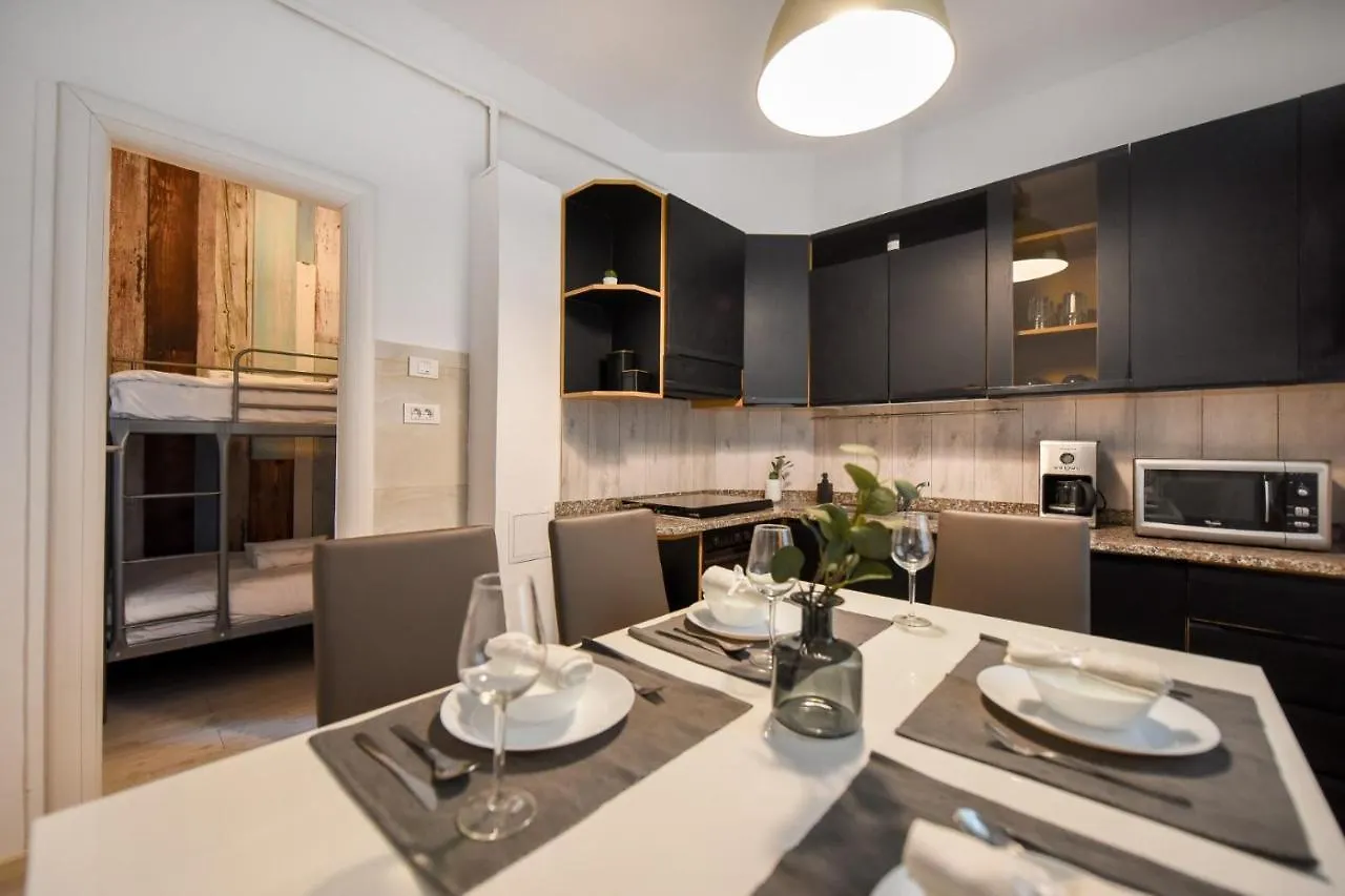 Amazing Location & Elegant Apt - Old Town Appartement Boekarest