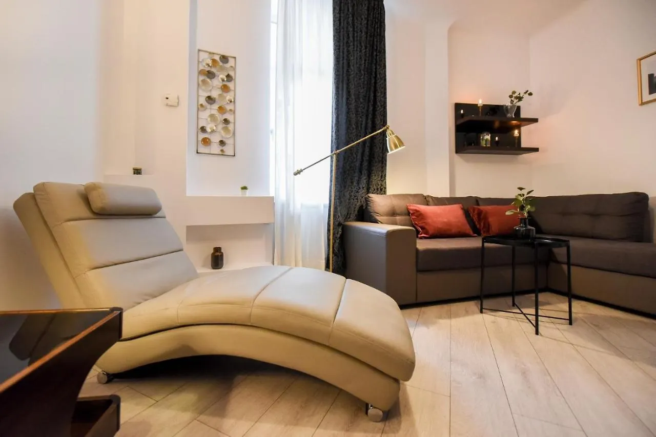 Amazing Location & Elegant Apt - Old Town Appartement Boekarest